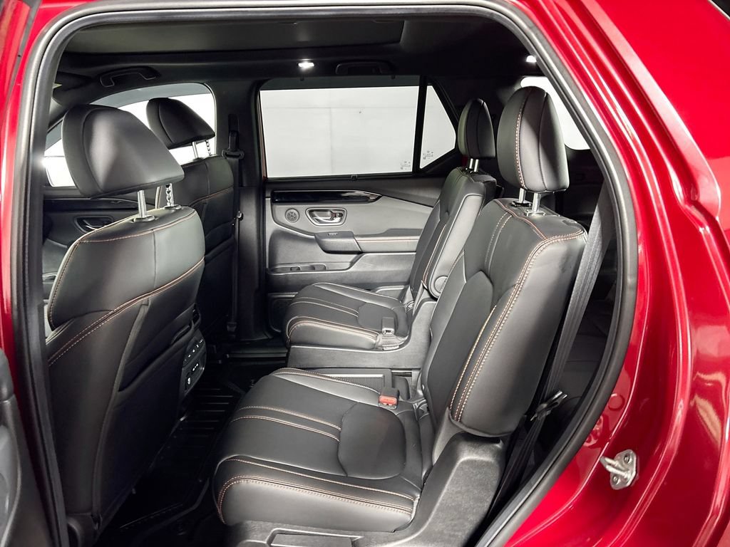 Certified 2025 Honda Pilot TrailSport image 21