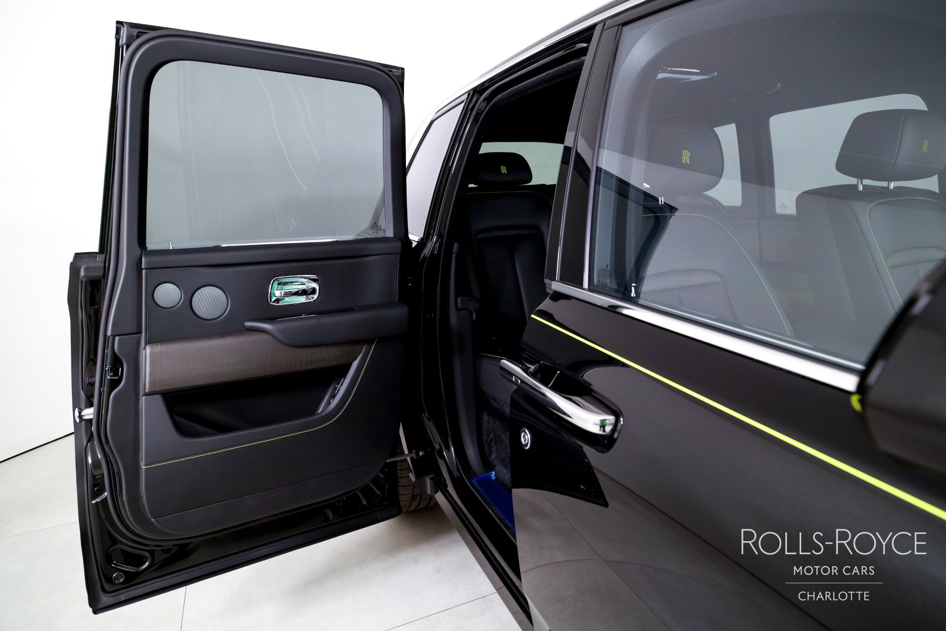 New 2026 Rolls-Royce Cullinan image 28