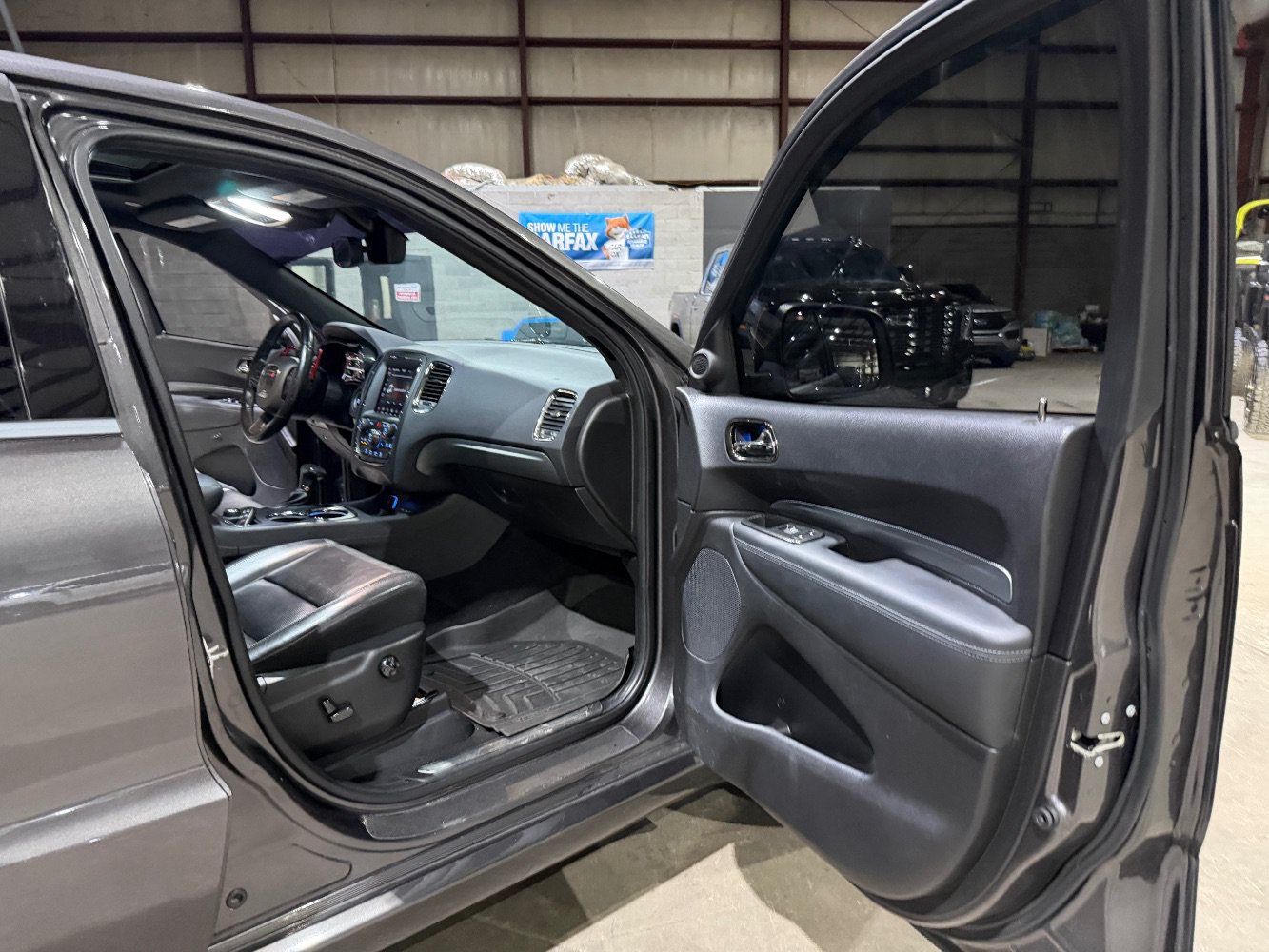 Used 2020 Dodge Durango R/T w/ Blacktop Package AWD/4WD image 26
