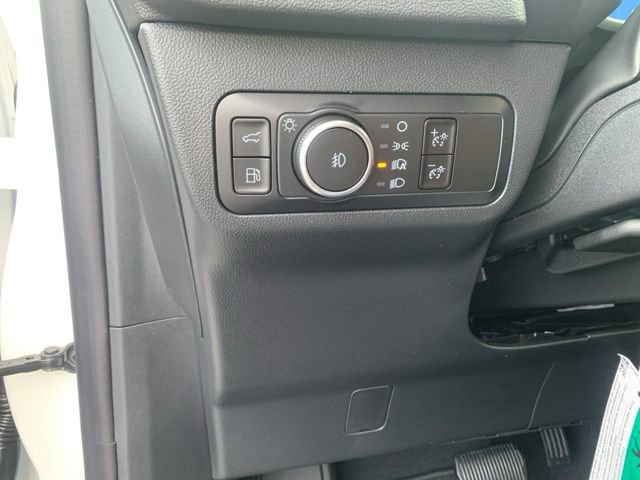 New 2026 Ford Escape SE w/ PHEV Premium Package image 15