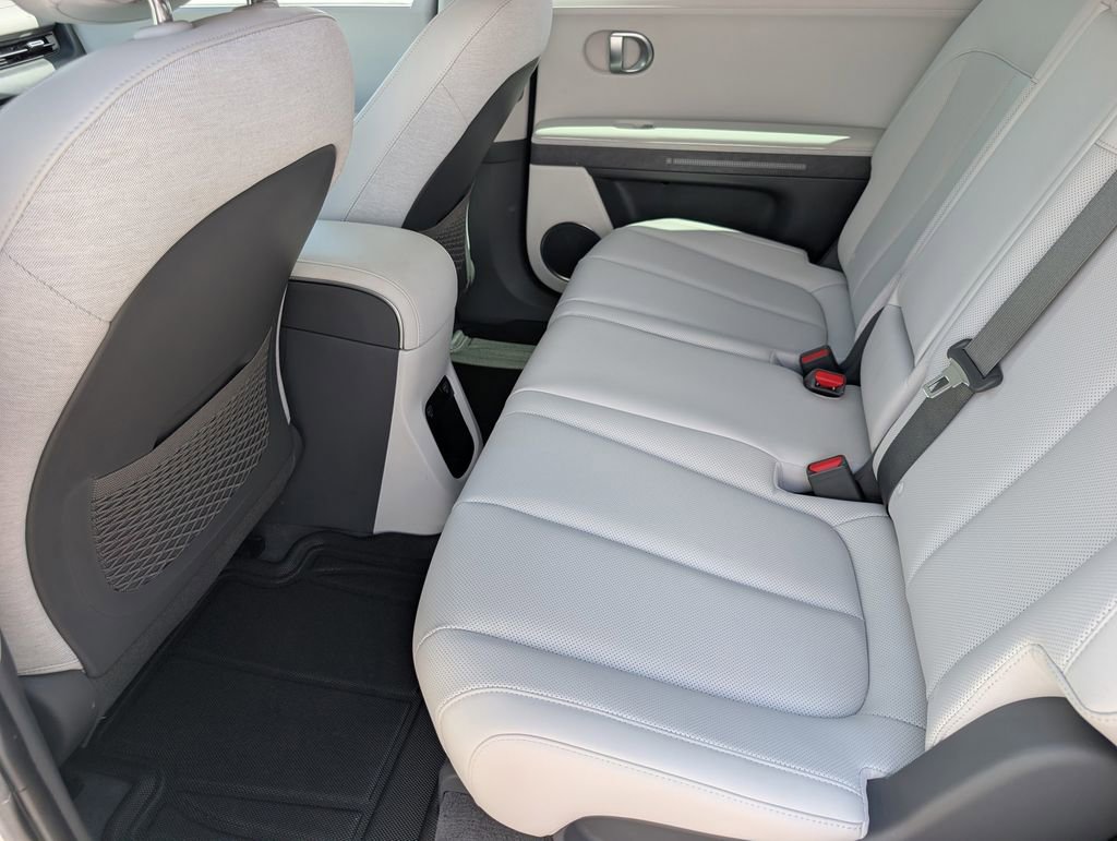 Used 2024 Hyundai Ioniq 5 Limited AWD/4WD image 19