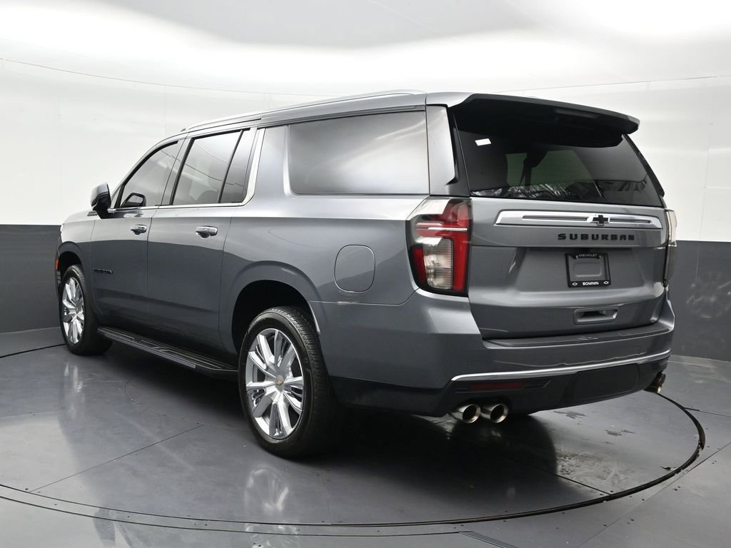 Used 2021 Chevrolet Suburban High Country AWD/4WD image 3