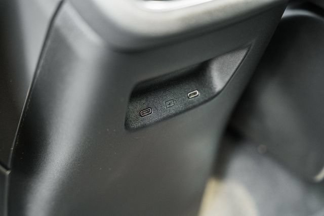 Certified 2025 Volvo EX90 Ultra AWD/4WD image 33