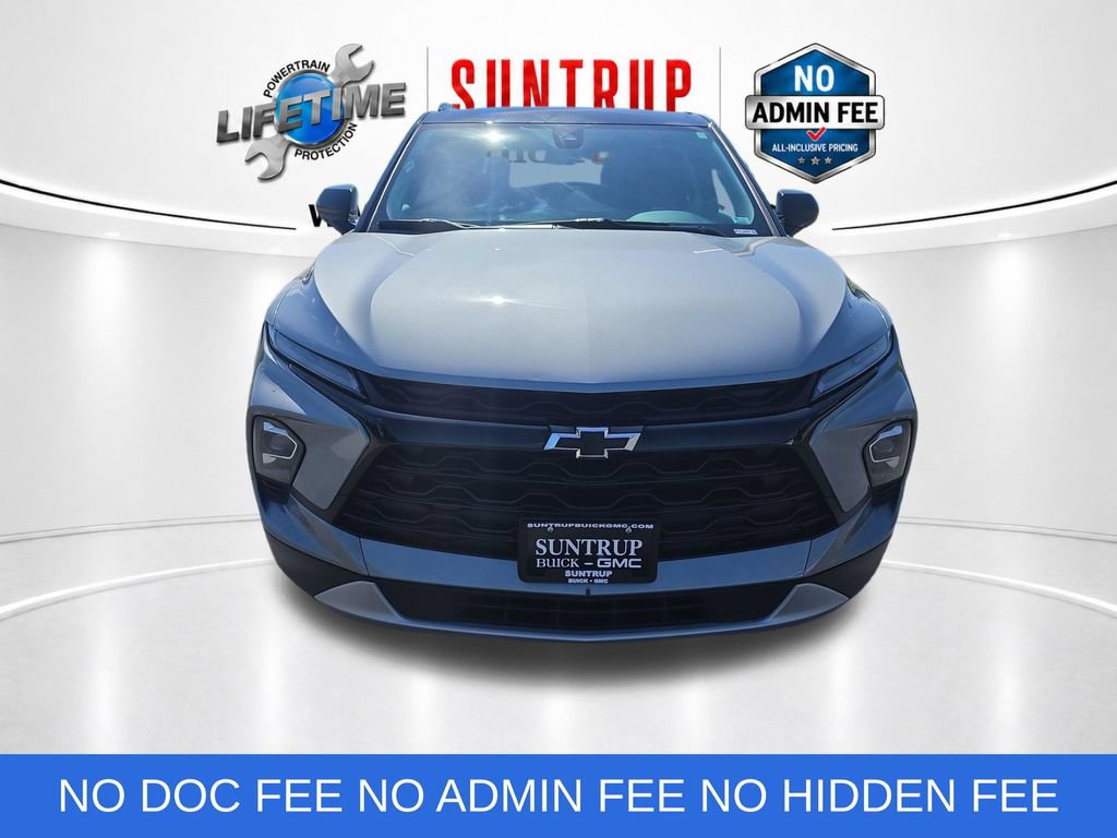 Used 2024 Chevrolet Blazer LT w/ Midnight/Sport Edition FWD image 9