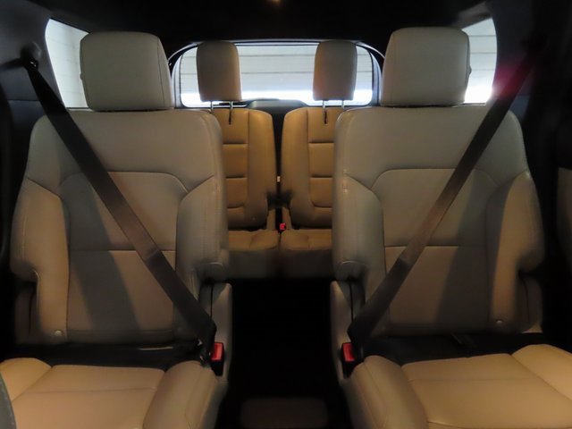 Used 2019 Ford Explorer XLT w/ Equipment Group 202A image 28