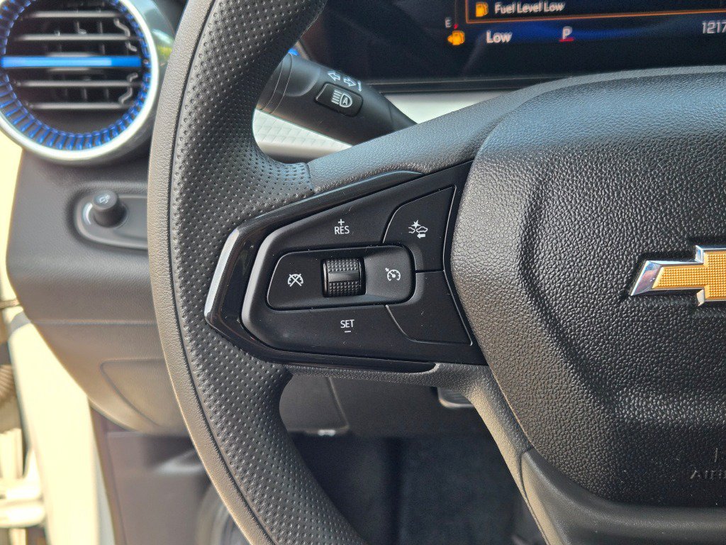Certified 2026 Chevrolet Trax LT FWD image 29