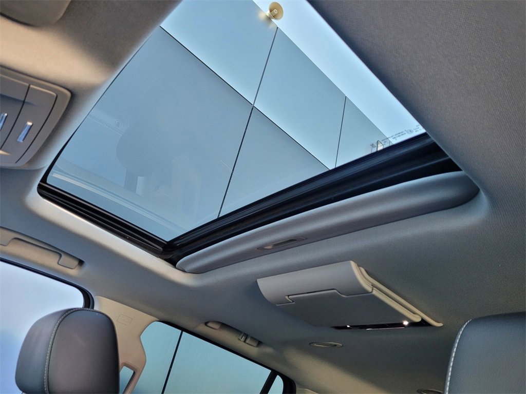 Used 2020 GMC Yukon SLT w/ Open Road Package image 21