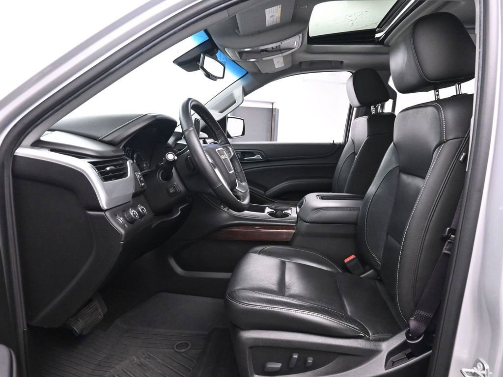 Used 2017 GMC Yukon SLT w/ Premium Edition image 15