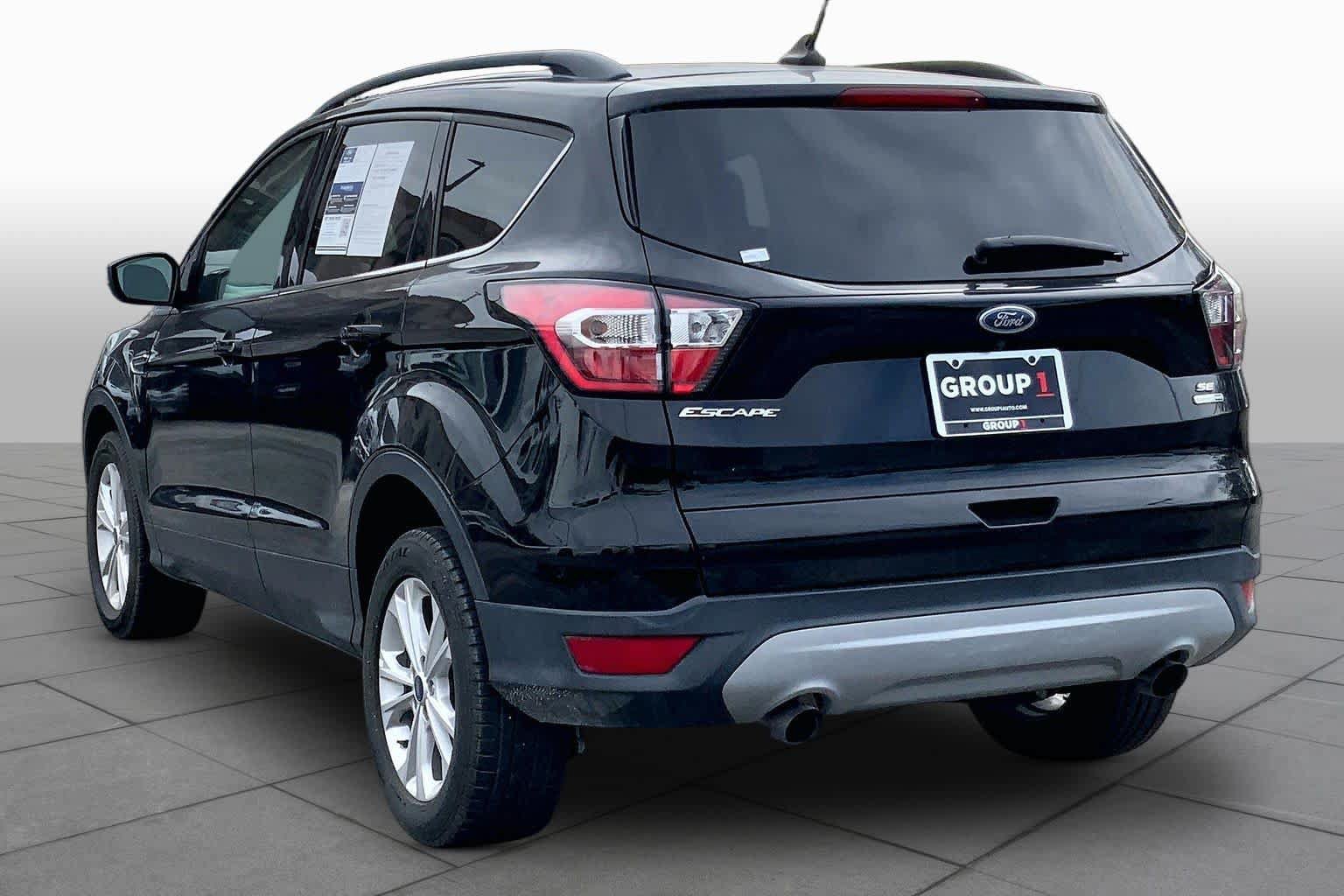 Certified 2018 Ford Escape SE w/ Ford Safe & Smart Package AWD/4WD image 12