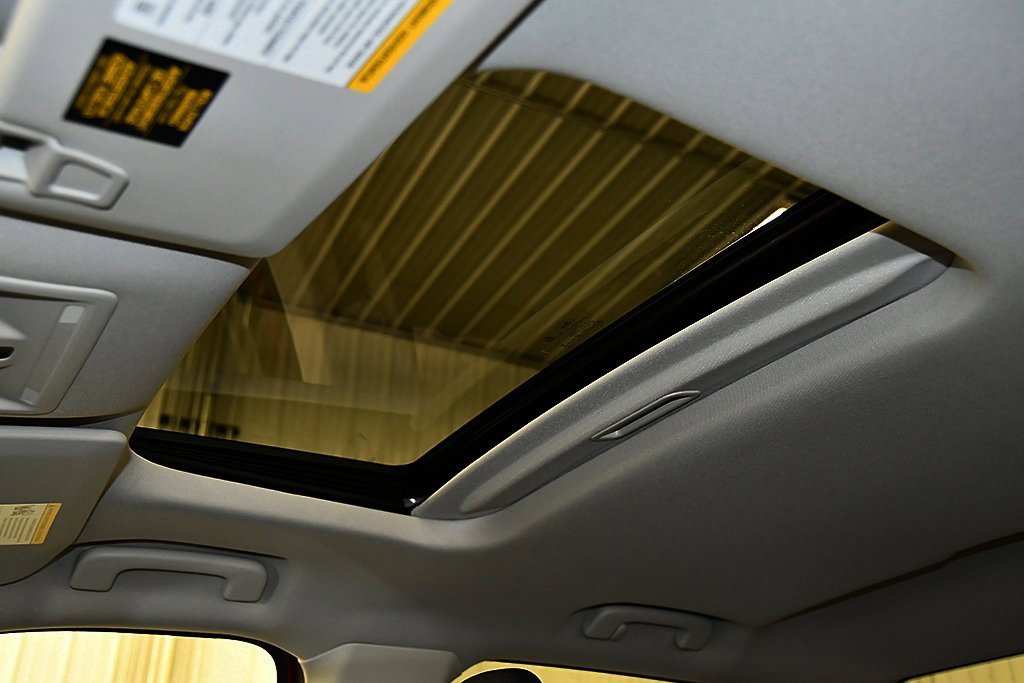 New 2025 Ford Maverick XLT w/ XLT Luxury Package image 27