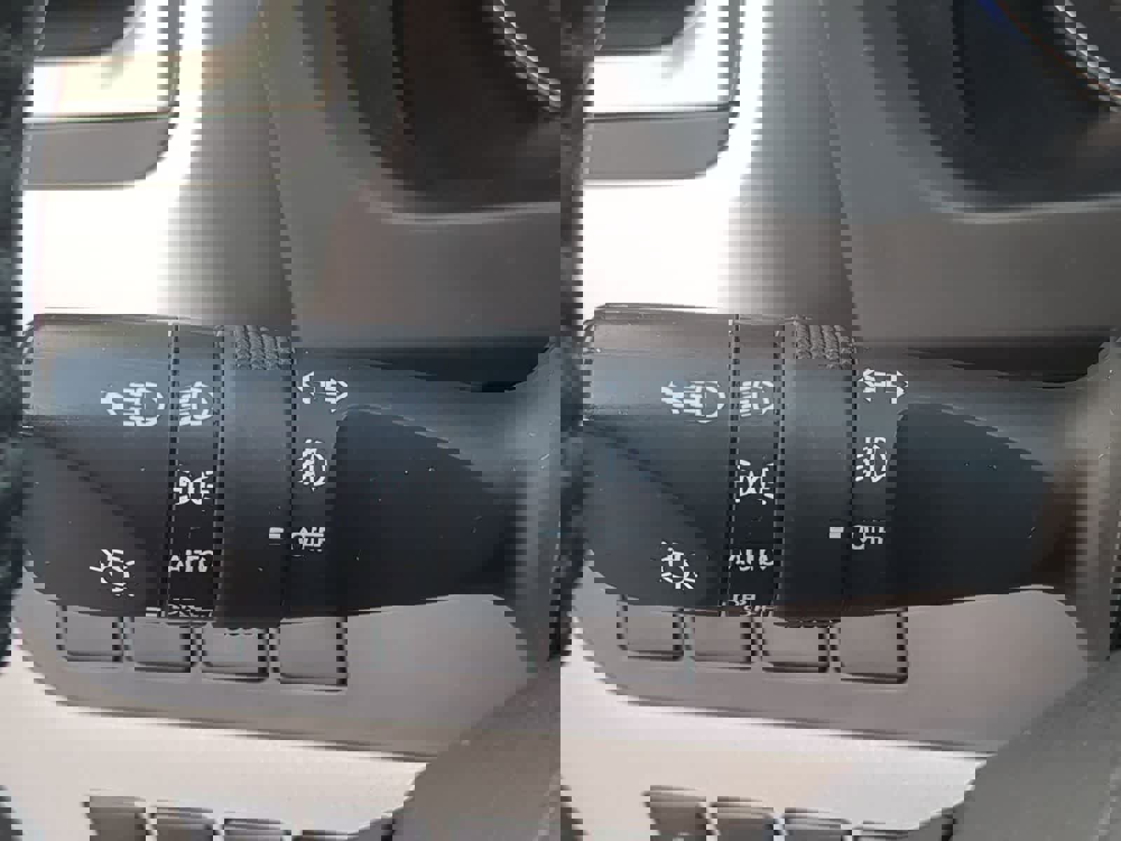 Used 2019 Toyota Highlander XLE AWD/4WD image 26