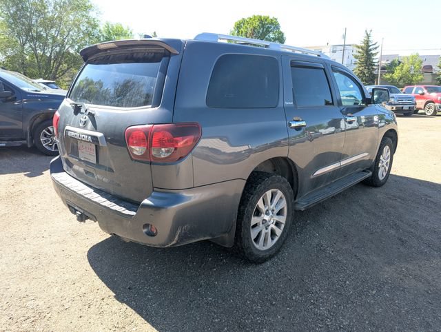 Used 2020 Toyota Sequoia Platinum AWD/4WD image 12