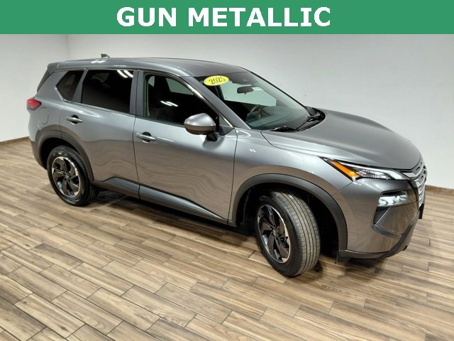 Used 2025 Nissan Rogue SV image 7