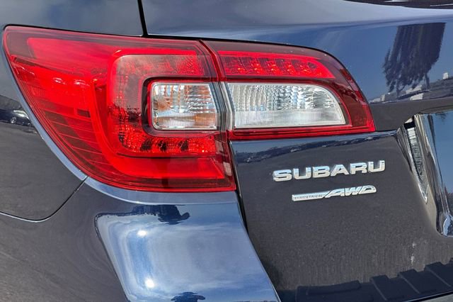Used 2018 Subaru Outback 3.6R Limited AWD/4WD image 31