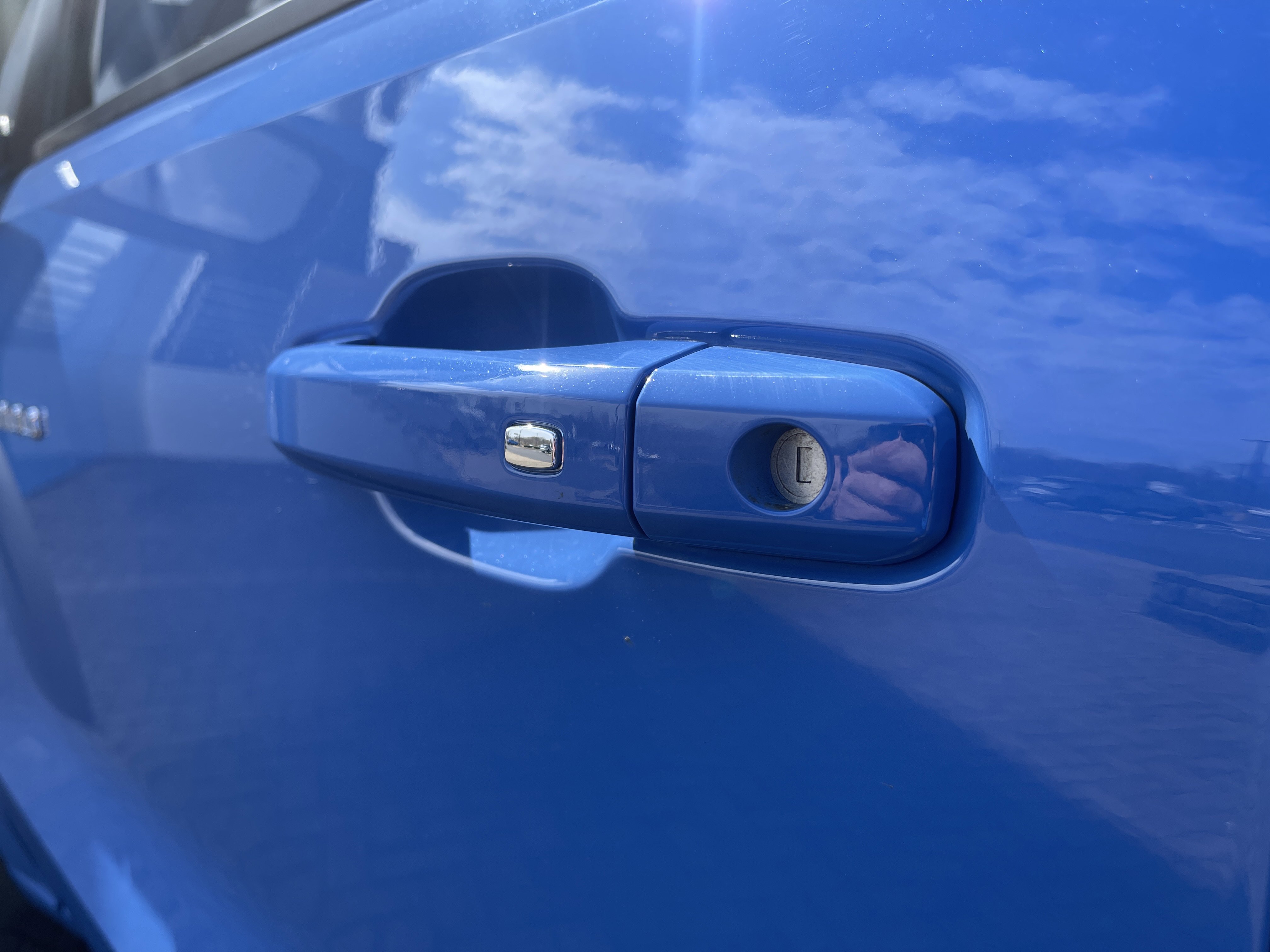 Used 2025 Chevrolet Colorado ZR2 w/ Technology Package image 16