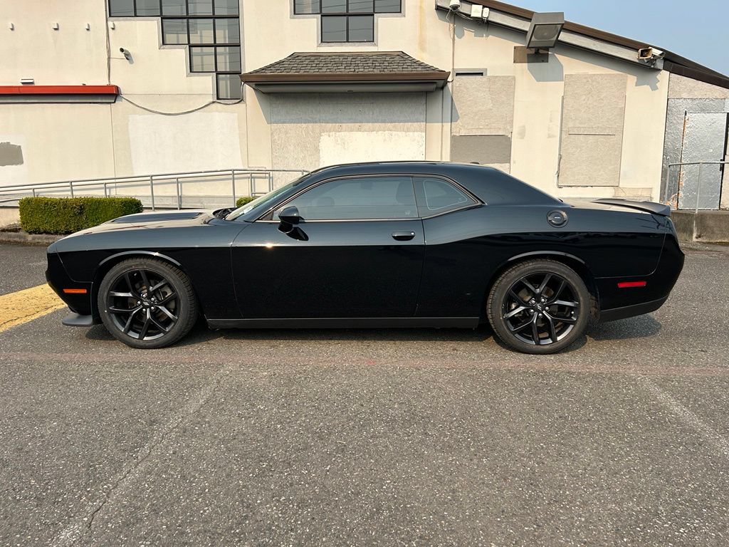 Used 2022 Dodge Challenger GT w/ Blacktop Package RWD image 8