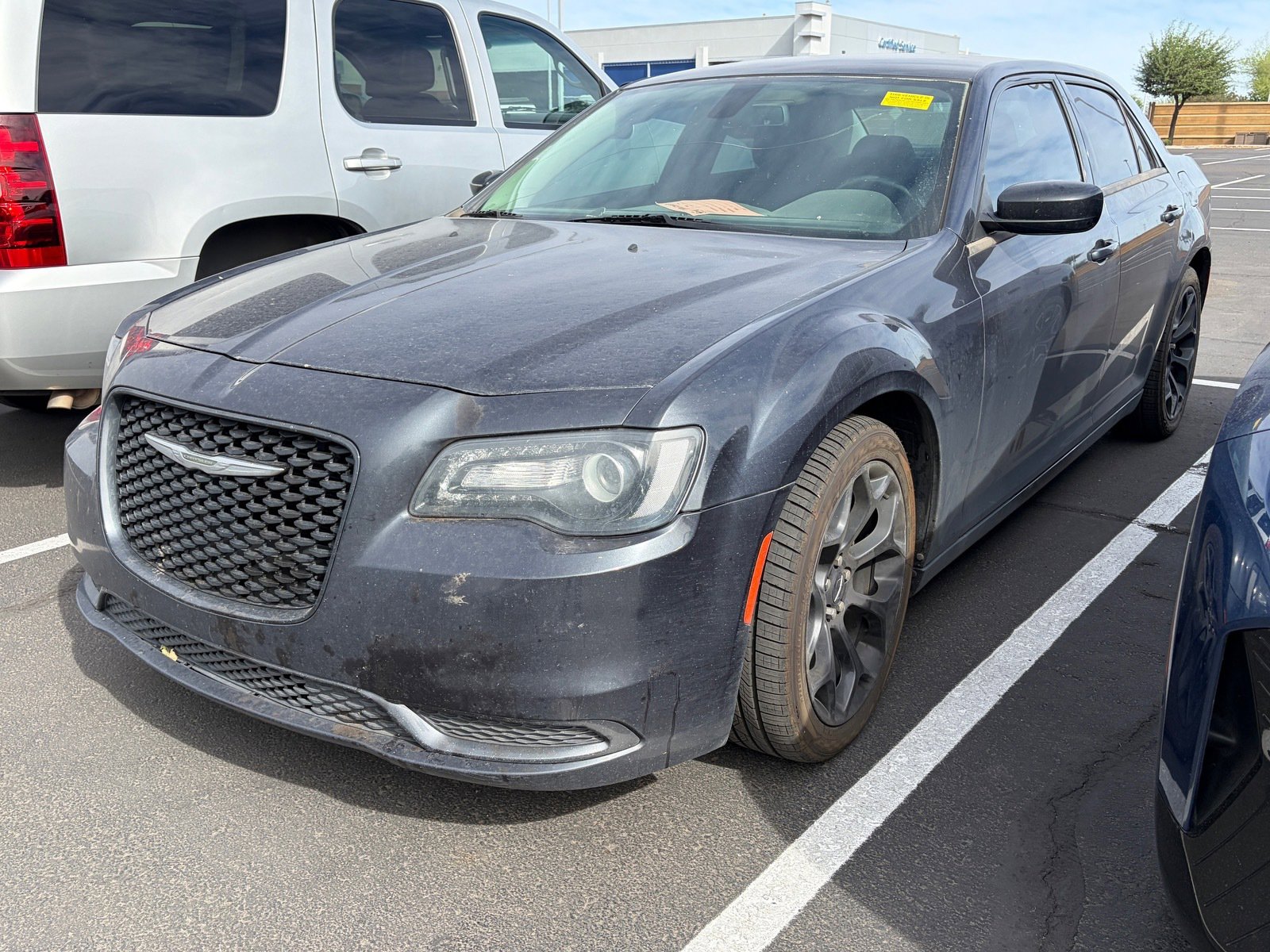 Used 2019 Chrysler 300 Touring w/ Sport Appearance Package image 5