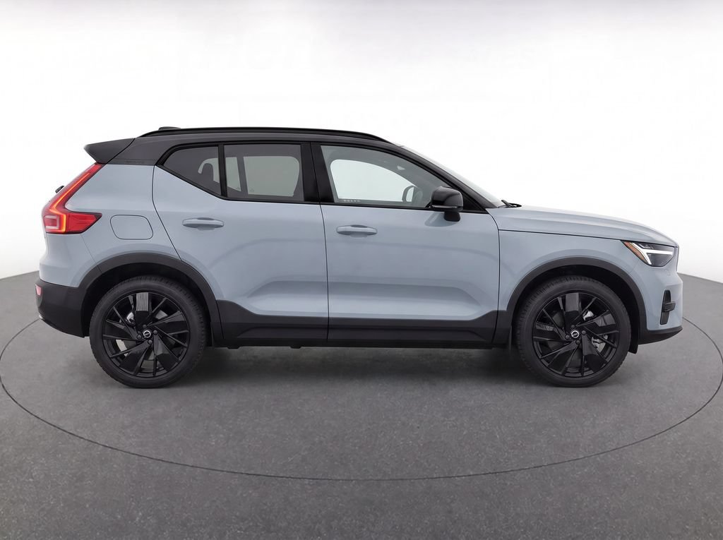 New 2026 Volvo XC40 B5 Ultra w/ Climate Package AWD/4WD image 8