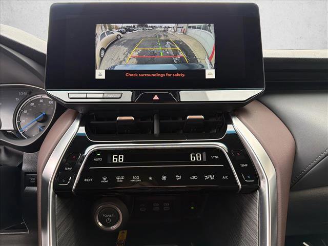 Certified 2024 Toyota Venza XLE image 20