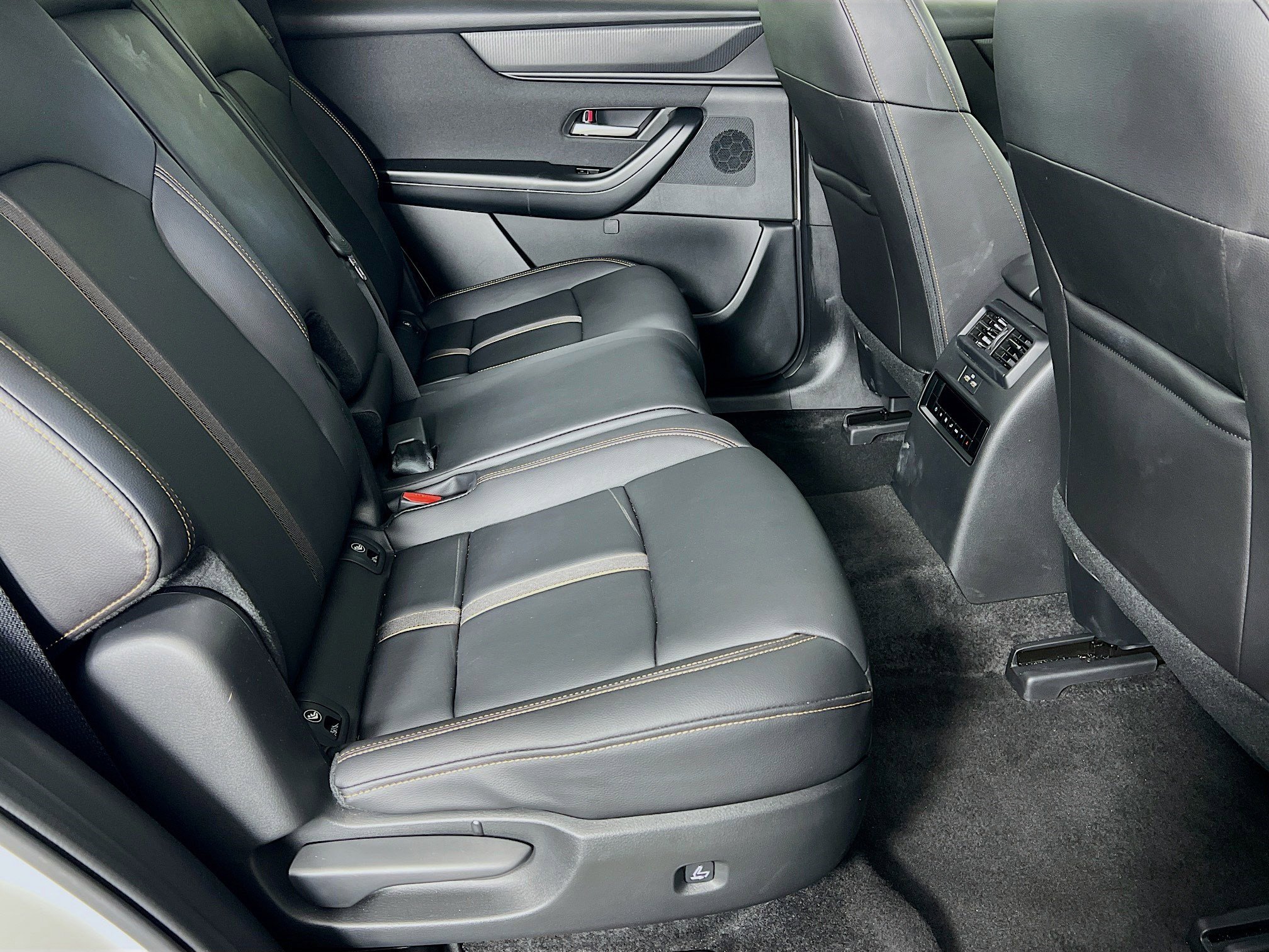 Used 2025 MAZDA CX-90 3.3 Turbo w/ Select Package image 22