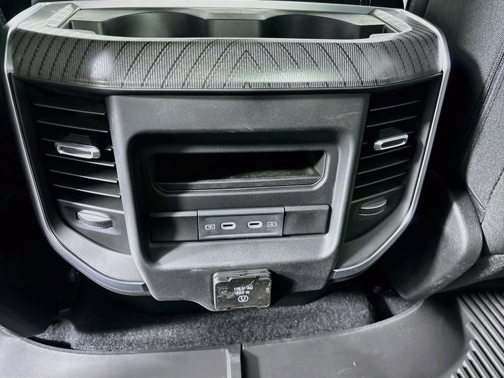 New 2026 RAM 1500 Big Horn AWD/4WD image 18