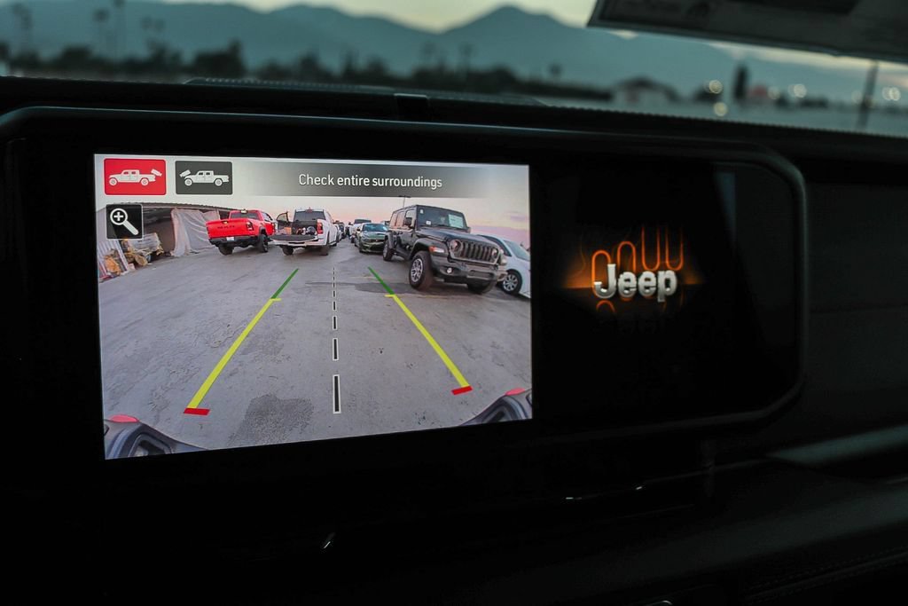 New 2026 Jeep Gladiator Rubicon AWD/4WD image 28