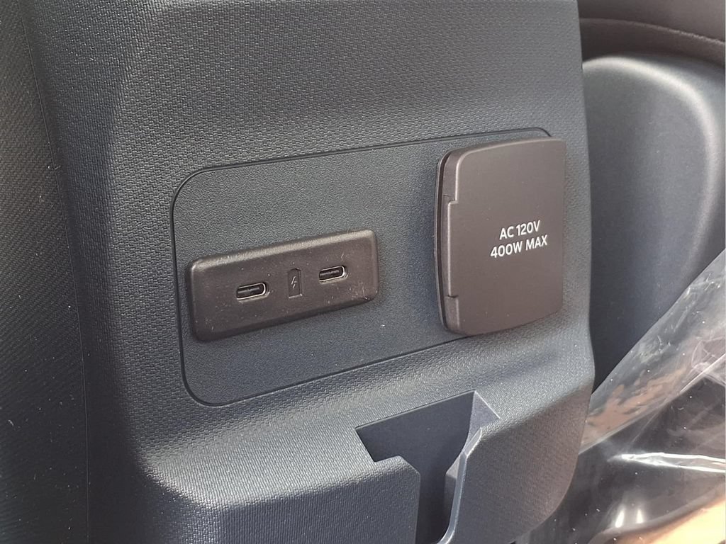 New 2026 Ford Maverick Tremor AWD/4WD image 22