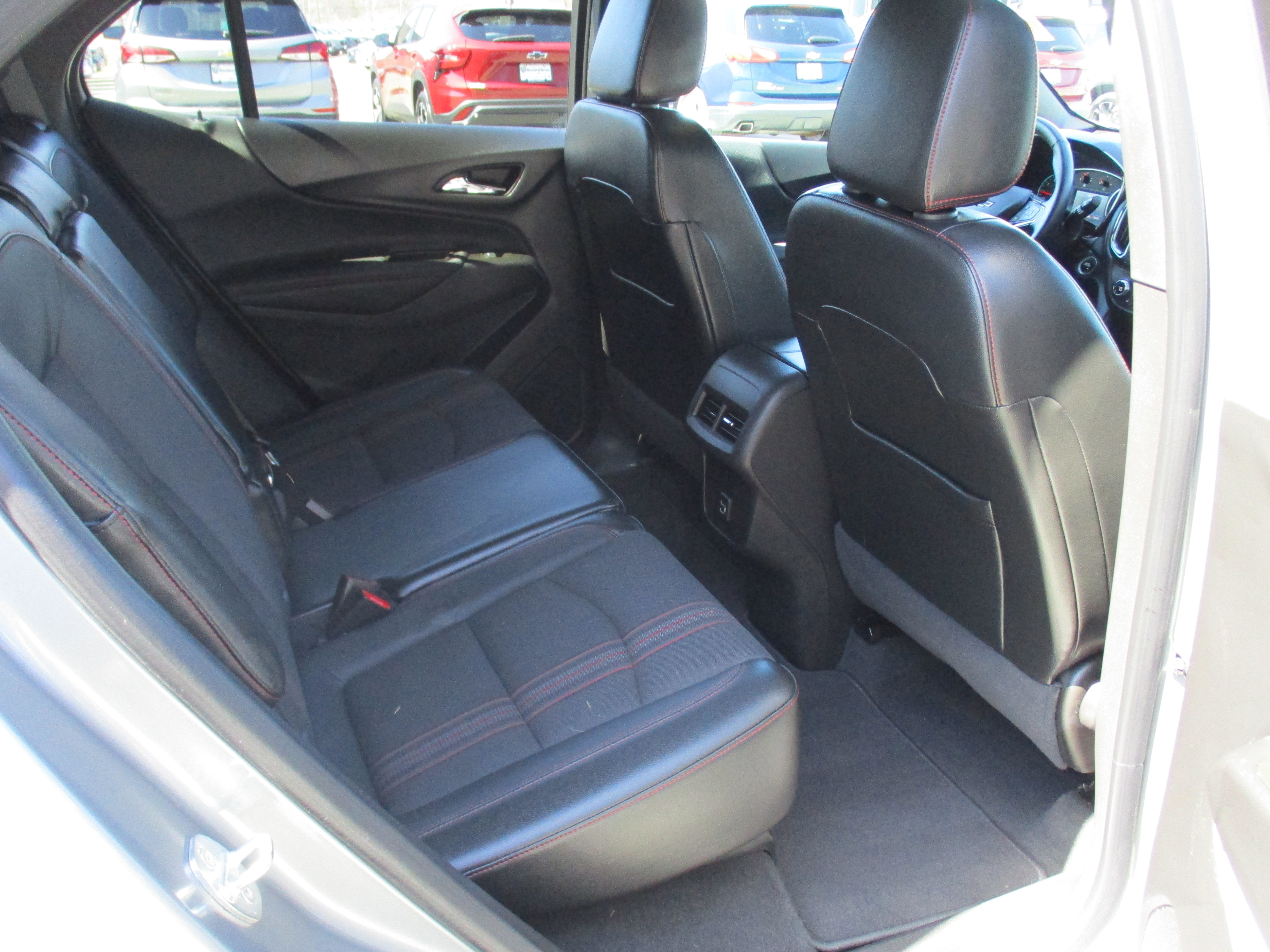 Certified 2023 Chevrolet Equinox RS w/ LPO, Cargo Package AWD/4WD image 14
