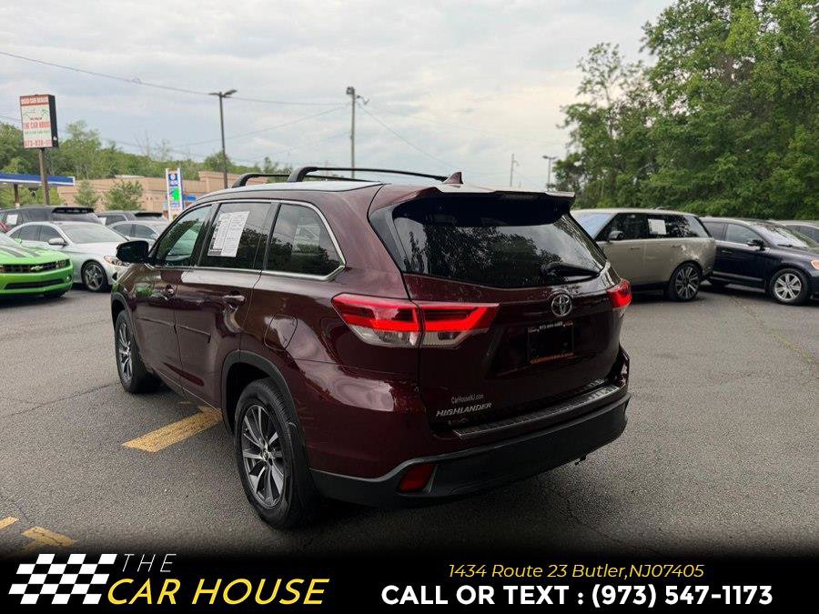 Used 2018 Toyota Highlander XLE w/ Protection Package #3 AWD/4WD image 5