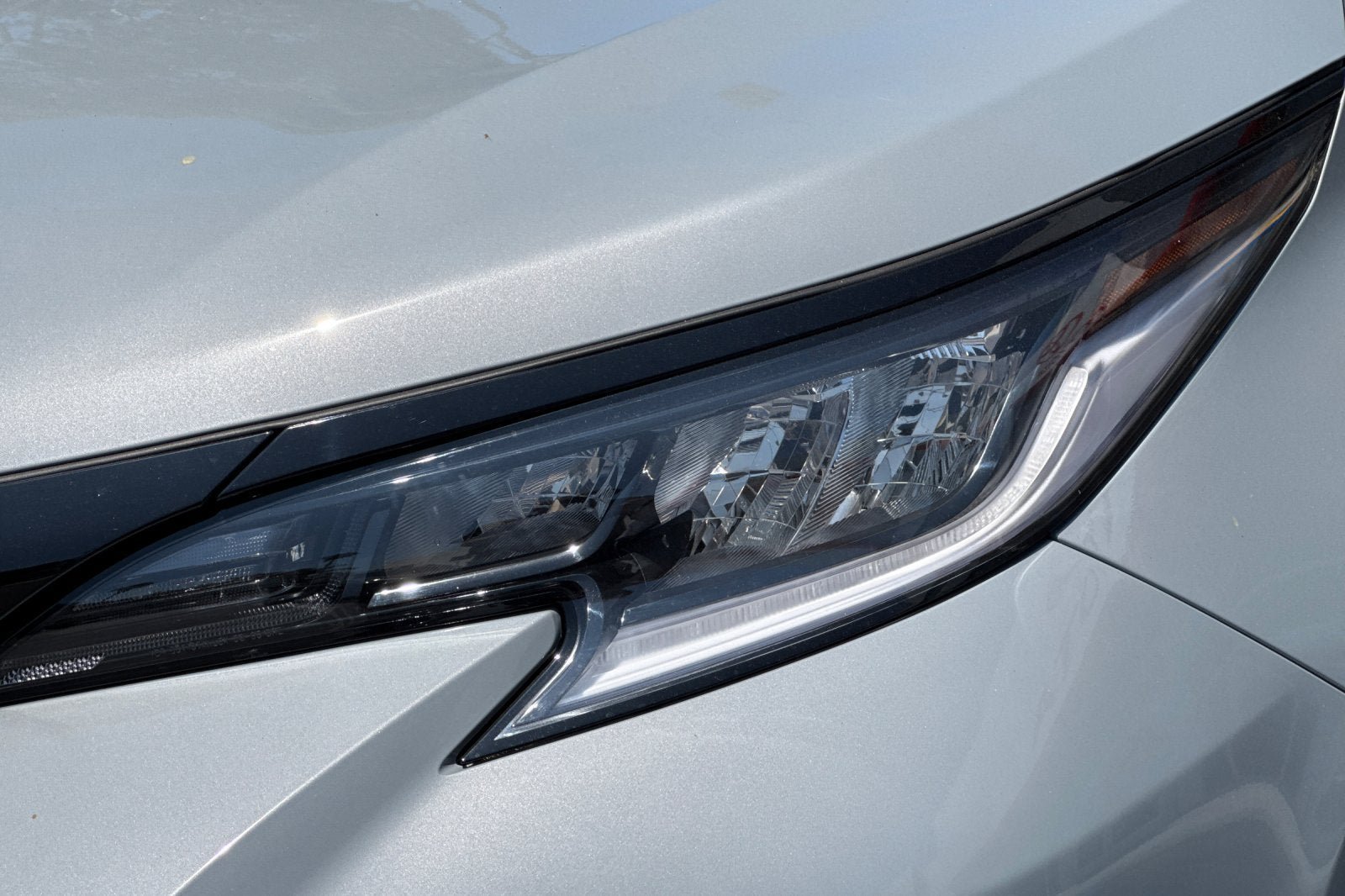 New 2026 Toyota Sienna XLE Woodland Edition AWD/4WD image 30