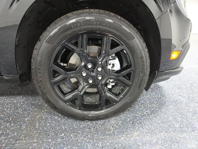 New 2025 Ford Maverick Lobo image 32