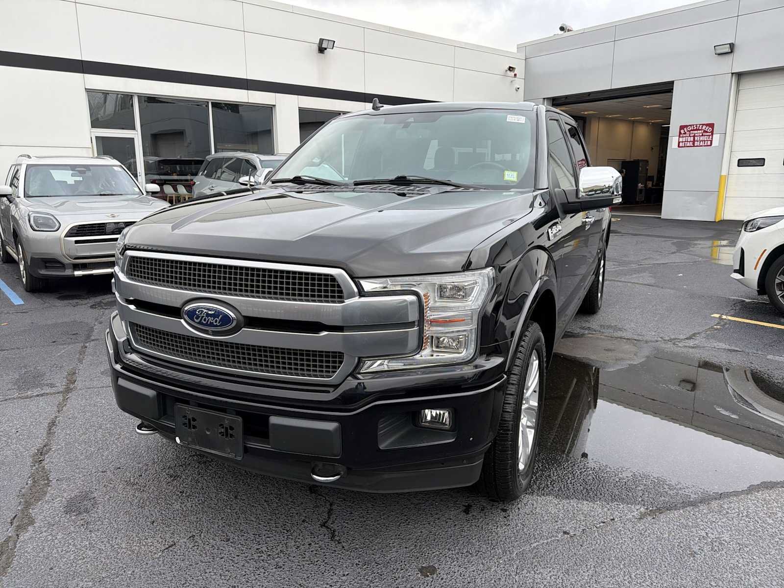 Used 2020 Ford F150 Platinum w/ Equipment Group 701A Luxury AWD/4WD image 3