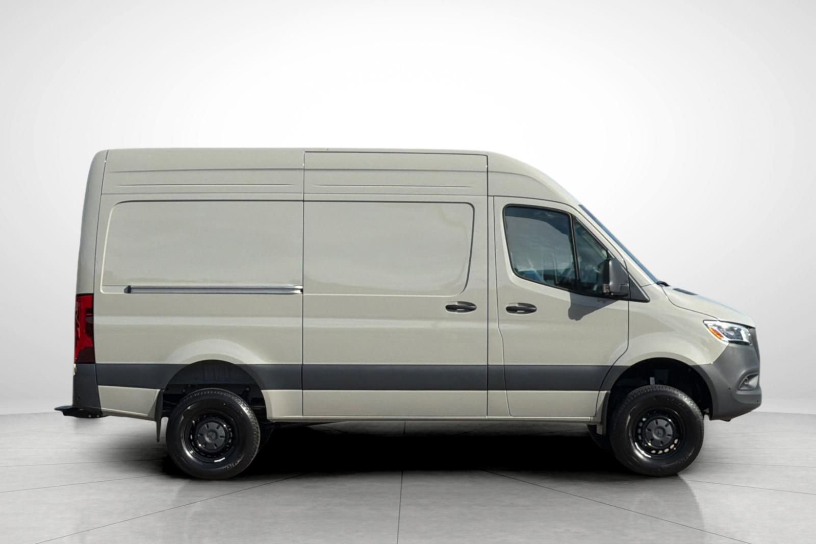New 2026 Mercedes-Benz Sprinter 144 Cargo image 28