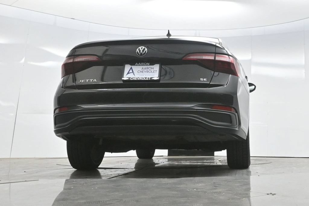 Used 2024 Volkswagen Jetta SE FWD image 64