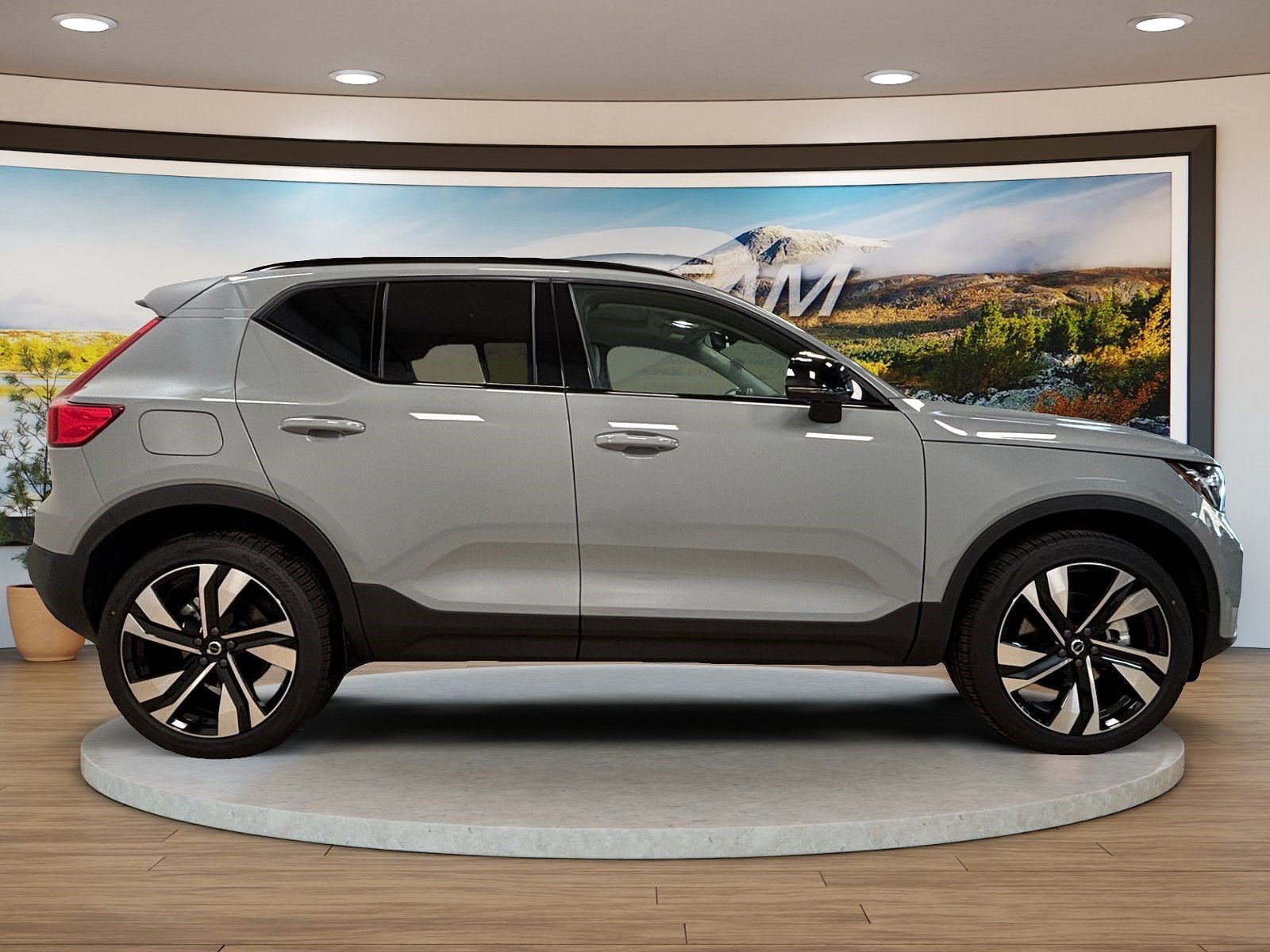 New 2026 Volvo XC40 B5 Ultra w/ Protection Package Premier AWD/4WD image 6