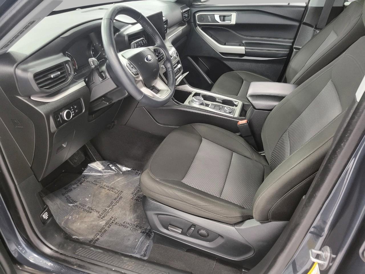 Used 2023 Ford Explorer XLT w/ Class IV Trailer Tow Package image 10