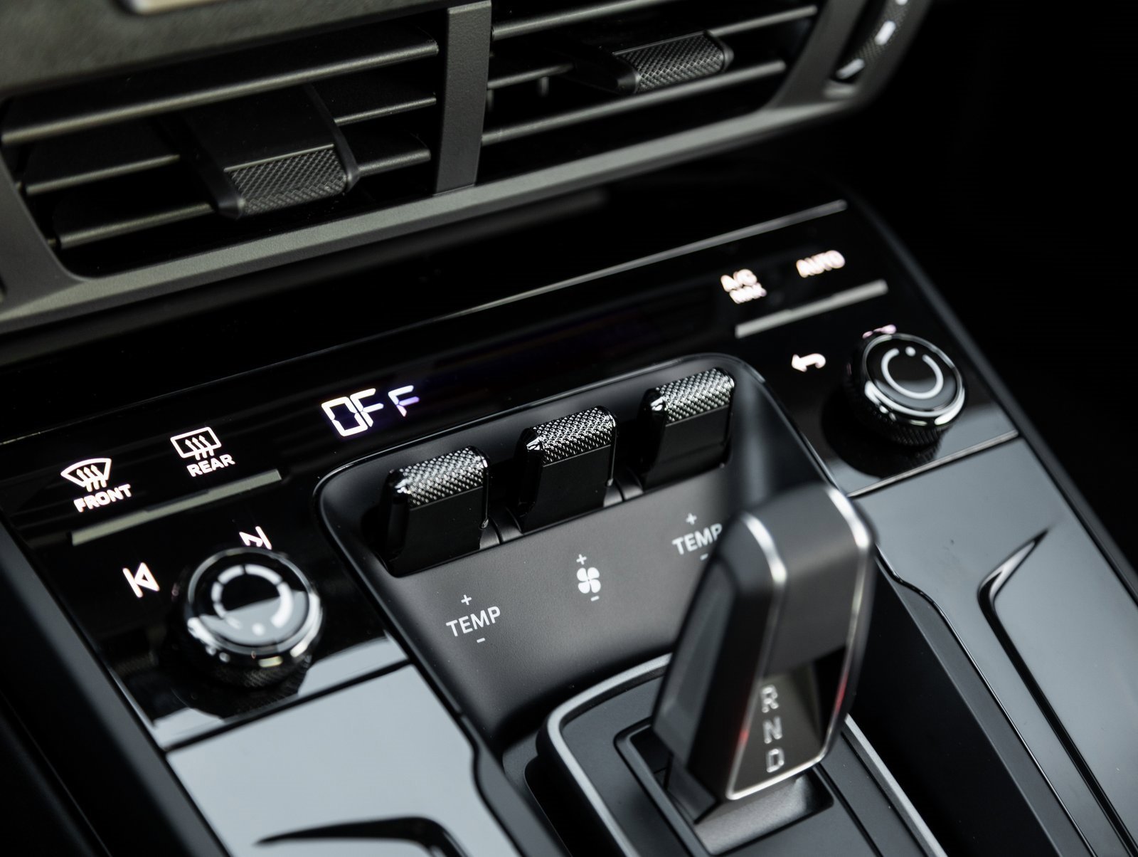 New 2026 Porsche 911 Carrera 4 GTS image 29