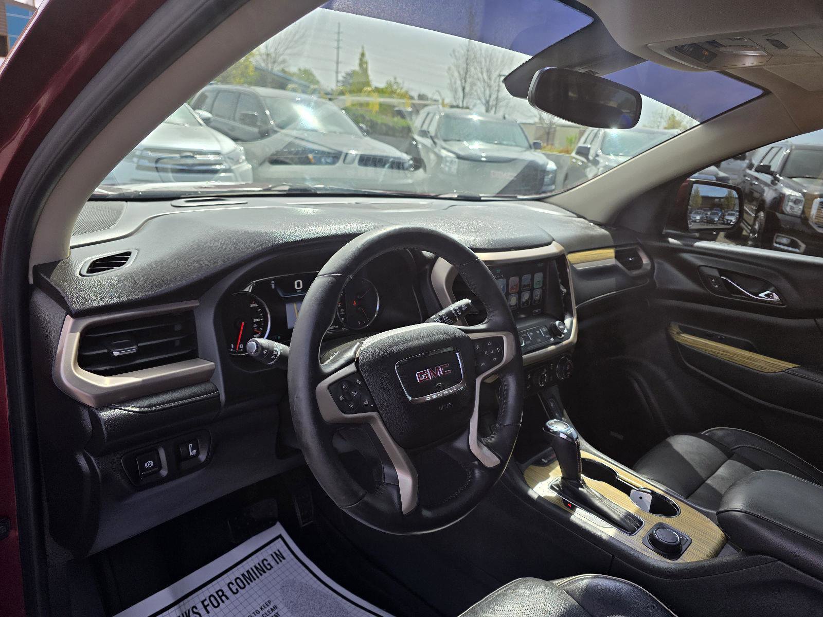 Used 2018 GMC Acadia Denali AWD/4WD image 10