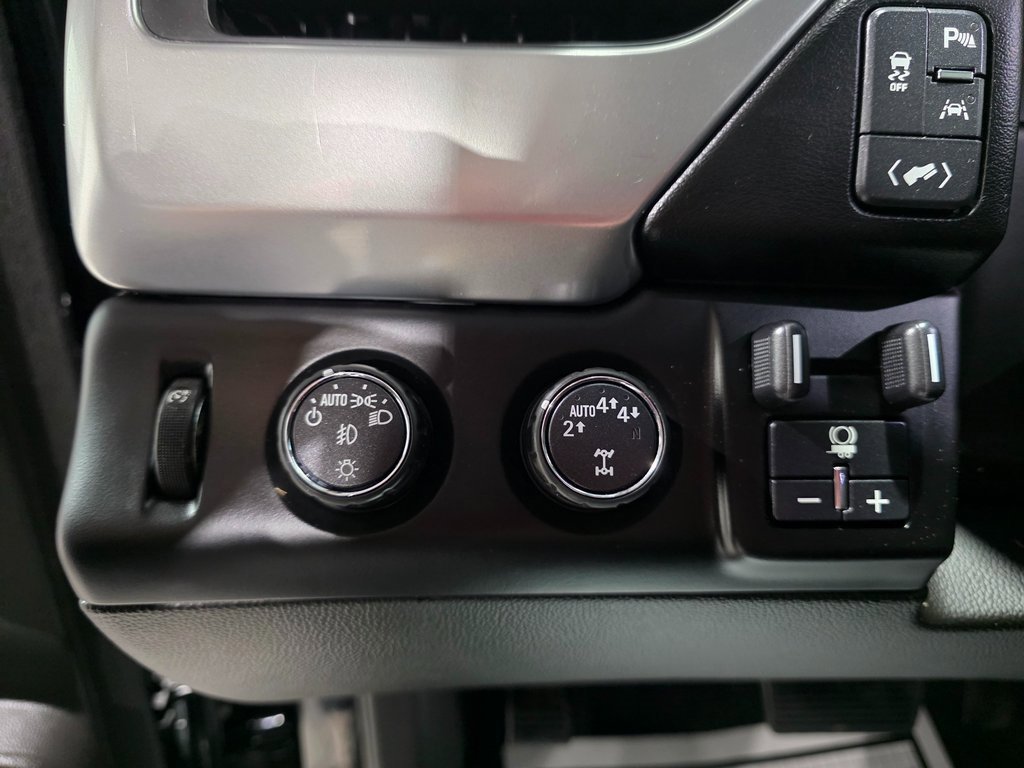 Used 2017 Chevrolet Tahoe Premier image 37