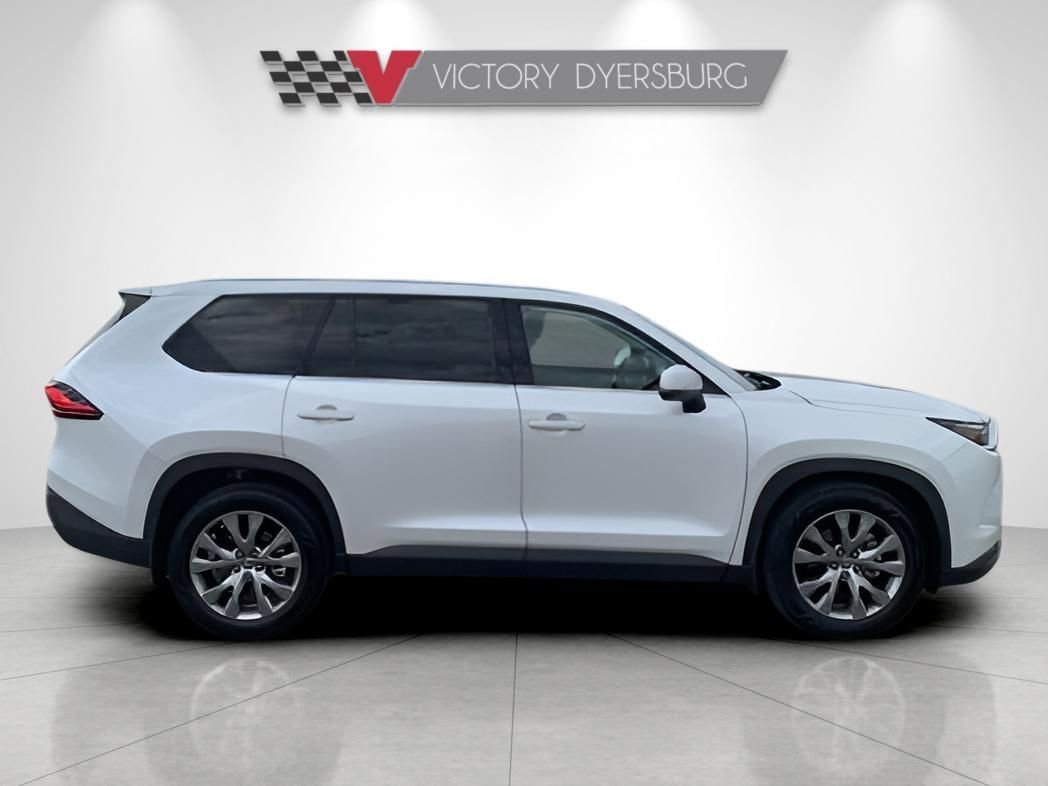 Used 2024 Toyota Grand Highlander AWD image 9