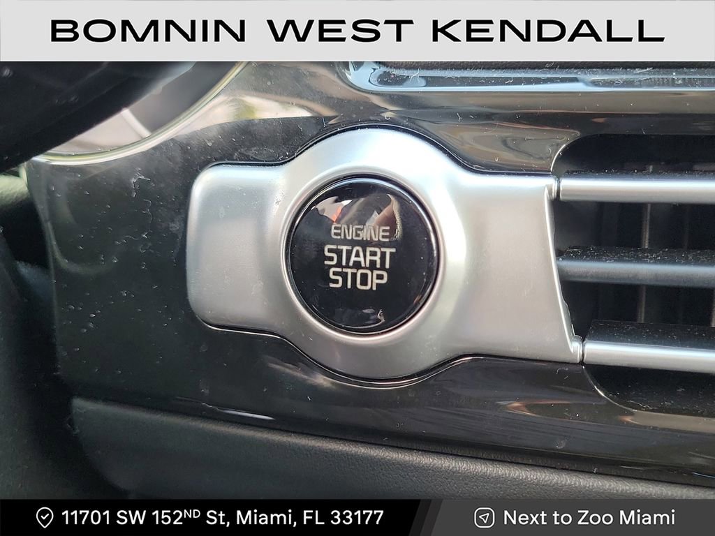 Used 2023 Kia Seltos SX image 17