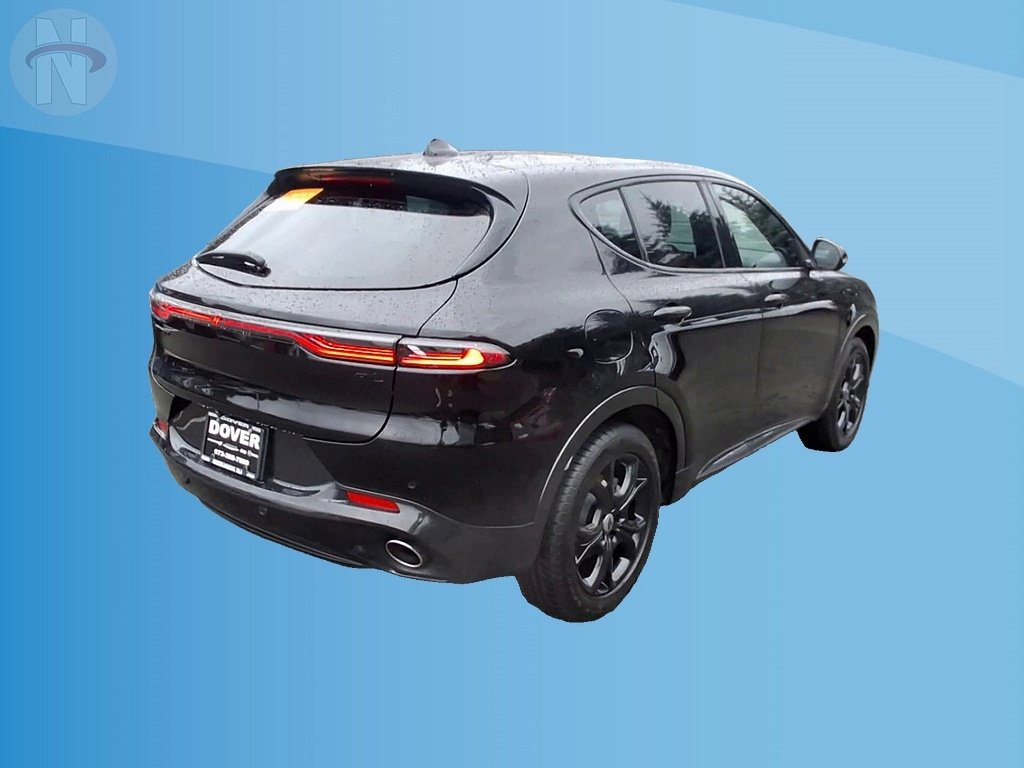 Used 2024 Dodge Hornet R/T Plus w/ R/T Blacktop Package AWD/4WD image 8