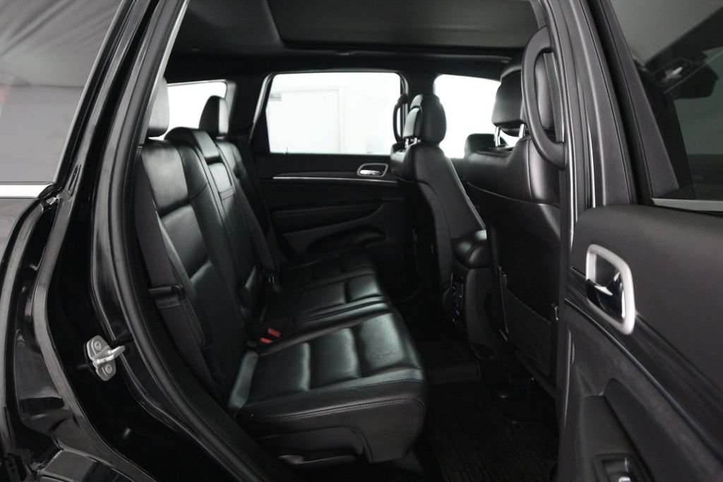 Used 2021 Jeep Grand Cherokee Limited w/ Luxury Group II AWD/4WD image 40