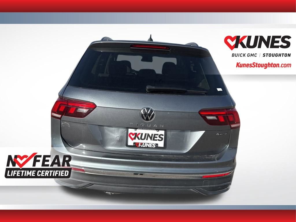 Used 2022 Volkswagen Tiguan S image 9