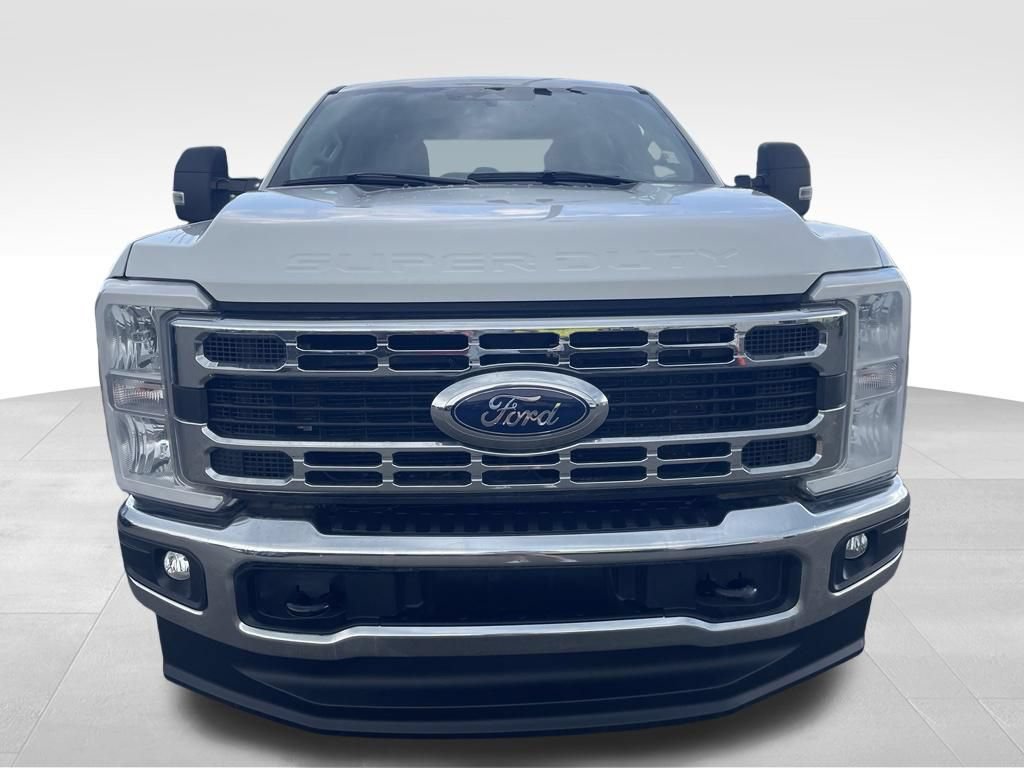 Used 2024 Ford F350 XLT AWD/4WD image 16