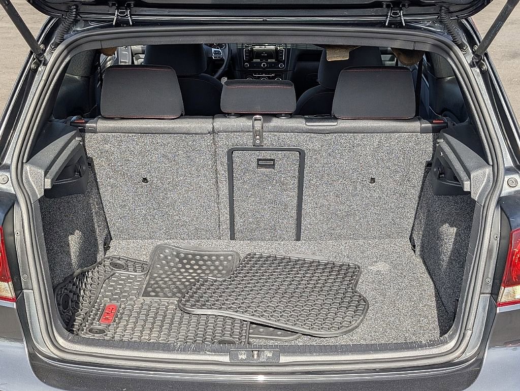 Used 2012 Volkswagen GTI 2-Door image 13