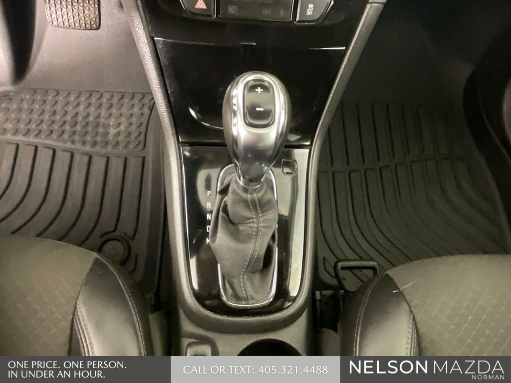Used 2019 Buick Encore Sport Touring FWD image 42