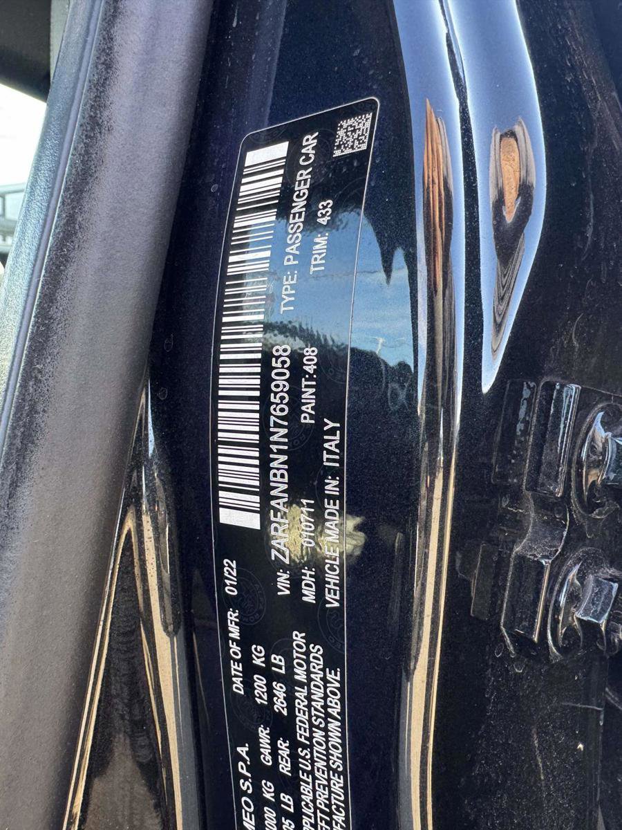 Used 2022 Alfa Romeo Giulia Ti image 23