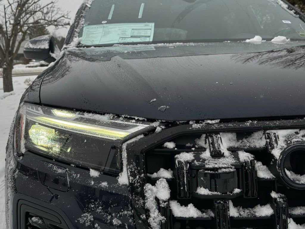 New 2026 Audi Q7 2.0T Premium image 3