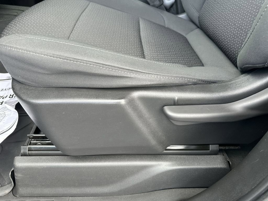 Used 2021 Chevrolet Silverado 1500 Custom w/ LPO, Dark Essentials Package AWD/4WD image 18